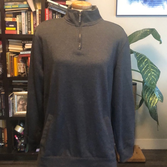 Club room pull over - Picture 1 of 5